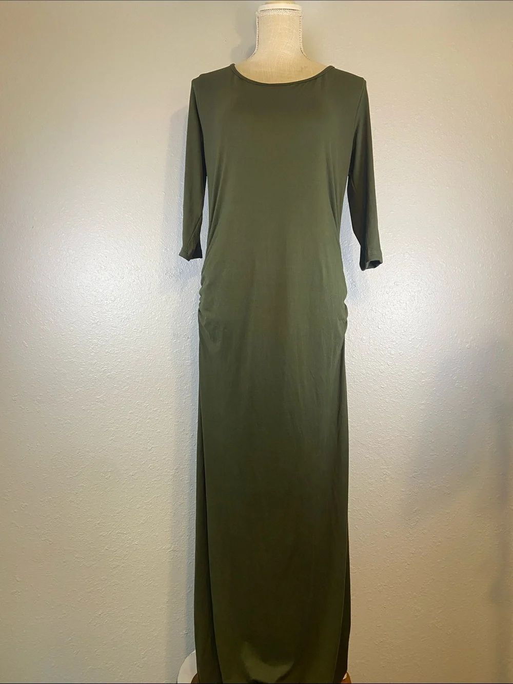 Motherbee Olive Green 3/4 Sleeve Ruched Classic Chic Maternity Maxi Dress Md NEW